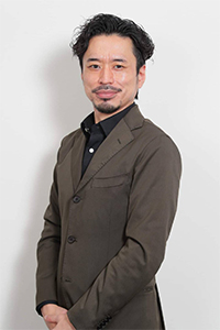スタッフ紹介