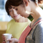 【女性向け】結婚後に夫の親との同居は嫌？同居を望む男性の割合と考え方について