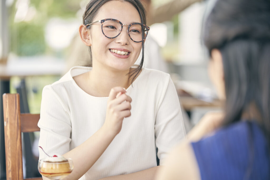 結婚相談所の利用がバレる2つのきっかけとは？オープンにする人との割合や対処法を解説