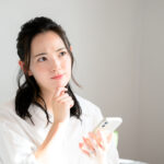 結婚は危険？マザコン男性の特徴と見分け方や良いマザコンとの違いも解説