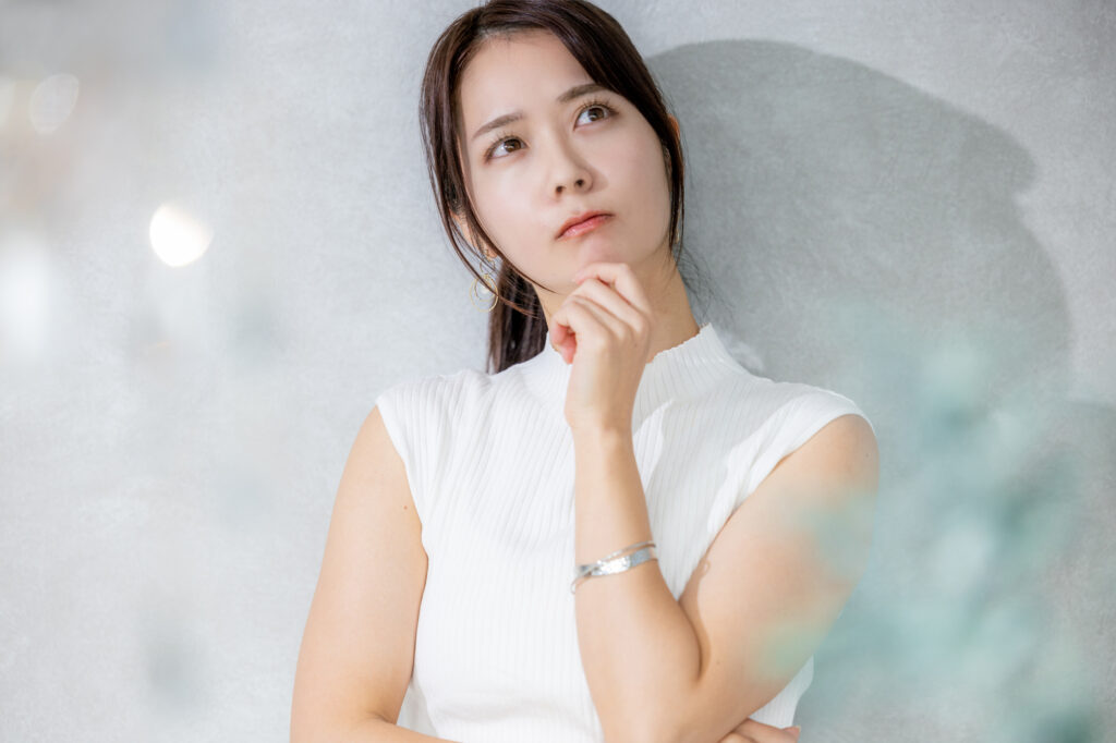 30歳独身女性が焦る理由とは?リアルな現実とモテる年齢・結婚への近道を解説