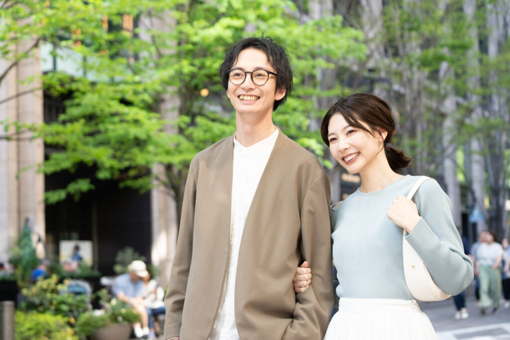 年収1,000万円の男性を狙うリアルな婚活の現状とは?実態と成婚のポイントをプロが解説
