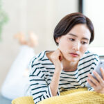 婚活で受け身な女性は不利？積極的な女性が成功する理由と自分を変えるコツを解説